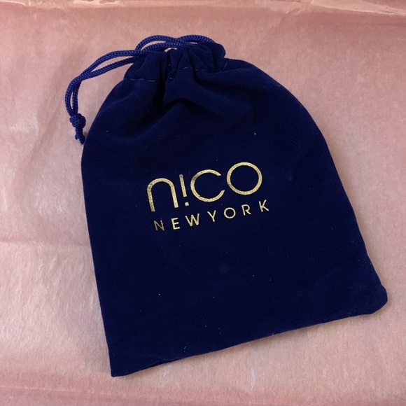 Nico New York Silver Bar Necklace - Picture 4 of 4